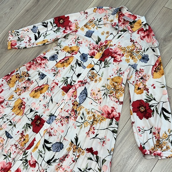 Philosophy Button Down Floral Long Sleeve Dress - Picture 2 of 11